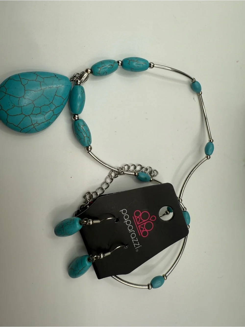 Turquoise Tone Teardrop Pendant Necklace - Women Jewelry - Retired